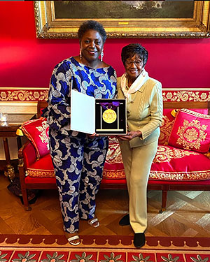 Texas Woman&rsquo;s alumna Annie Williams, MA &rsquo;68 with her National Medal of Arts award