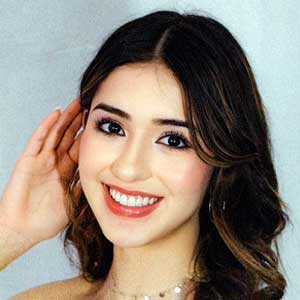 Maritza Mena peer mentor