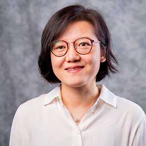 headshot of Huizhi Yu