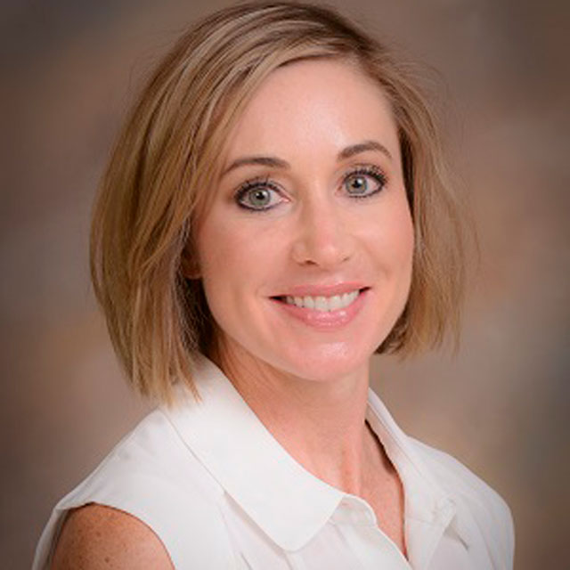 headshot of Mindy Patterson